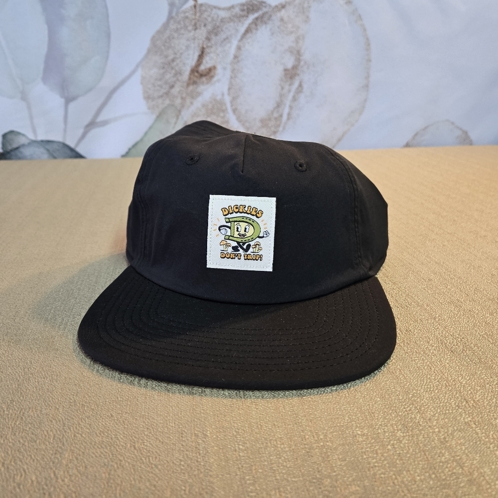 NWT Dickies x Free & Easy "Don't Trip" Patch Strapback Hat - Black - Picture 7 of 9